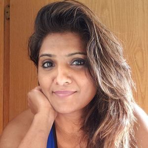 Meet your Posher, Naz